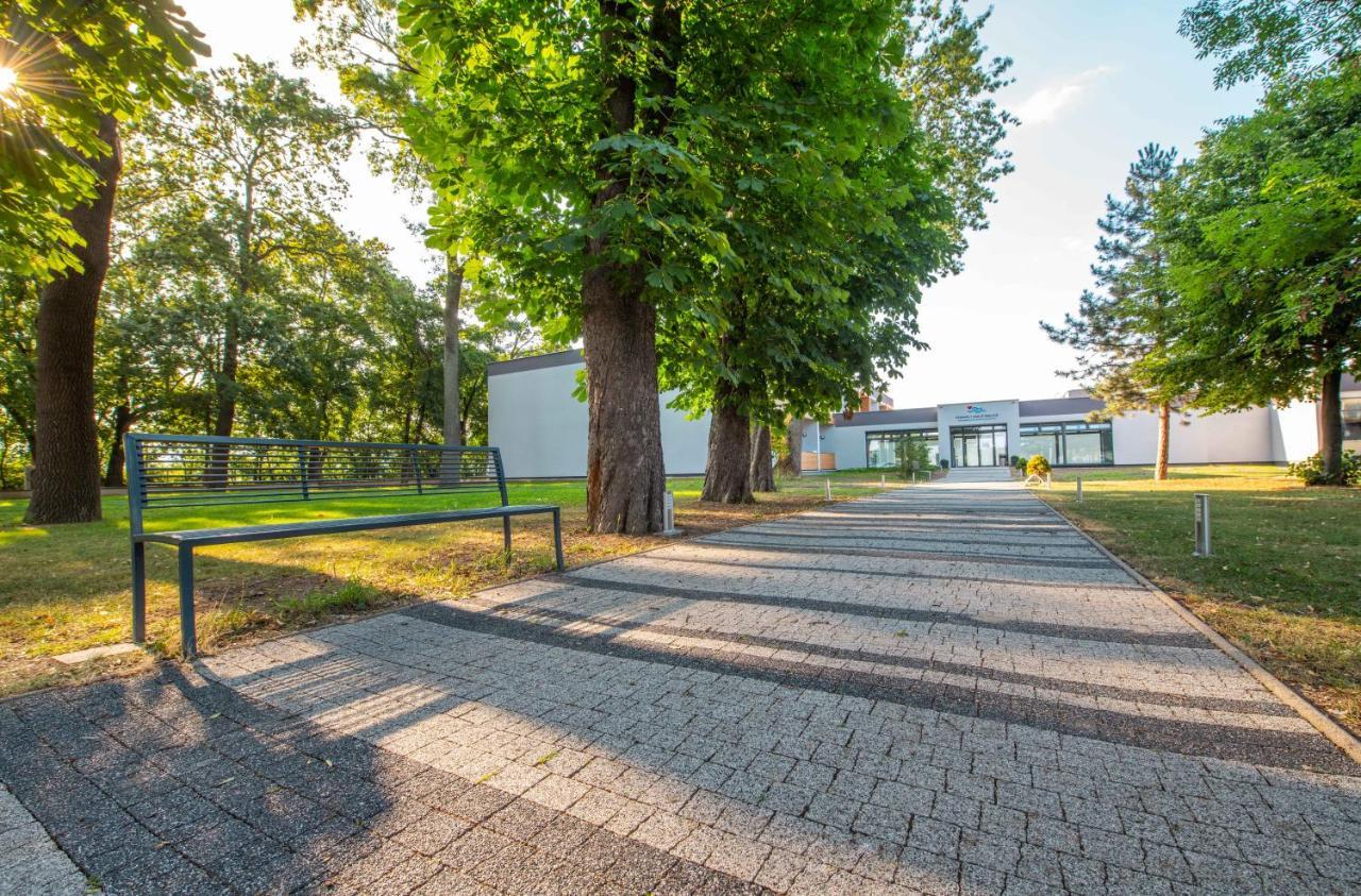 Termaly Male Bielice Hotel Partizánske Exterior foto